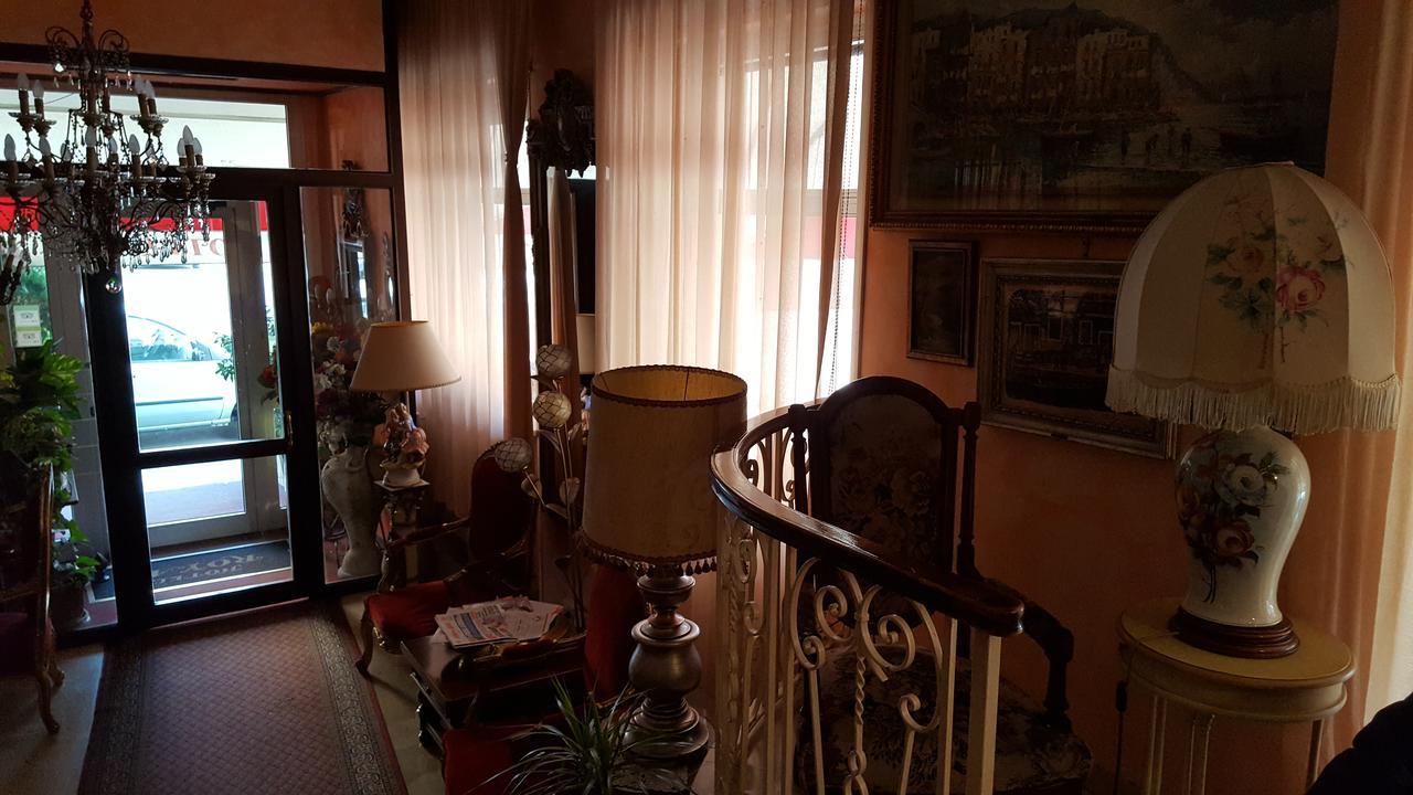Hotel Royal Alessandria Luaran gambar