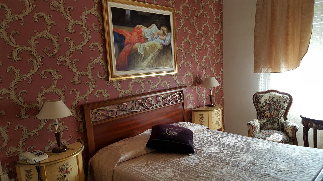 Hotel Royal Alessandria Luaran gambar